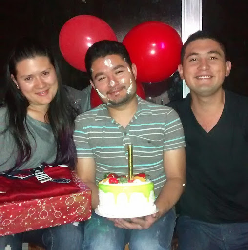 Richard Cardona Photo 15