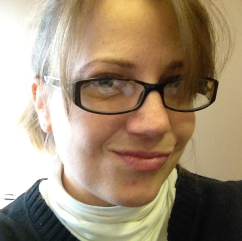 Elizabeth Mccormack Photo 17