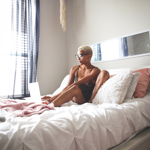 Brandi Hunter Photo 16