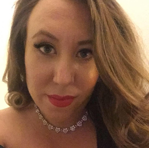 Chelsea Winslow Photo 5