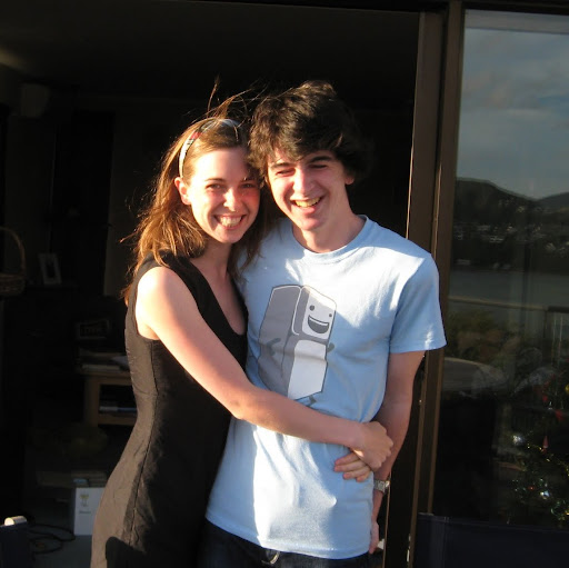 Julia Caldwell Photo 17