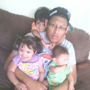 Robert Quiroz Photo 14