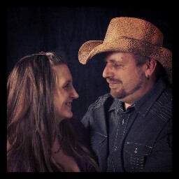 Amanda Farmer Photo 16