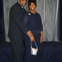 Denise Wynn Photo 6