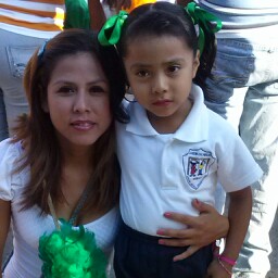 Esther Monroy Photo 3