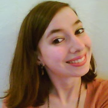 Laura Land Photo 9