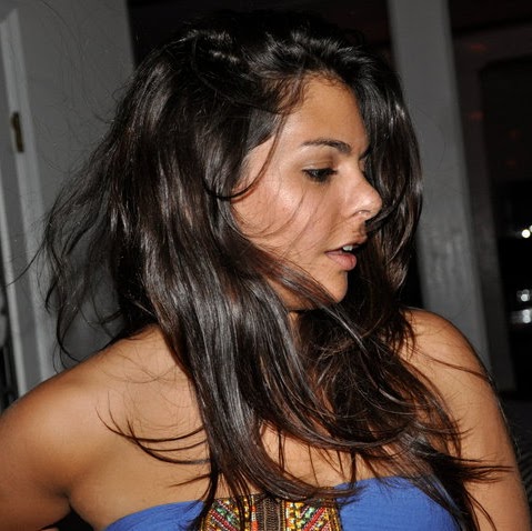 Michelle Morales Photo 19