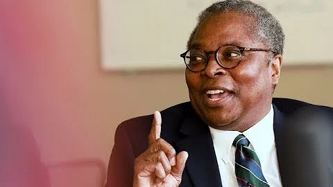 Dwight Hopkins Photo 14
