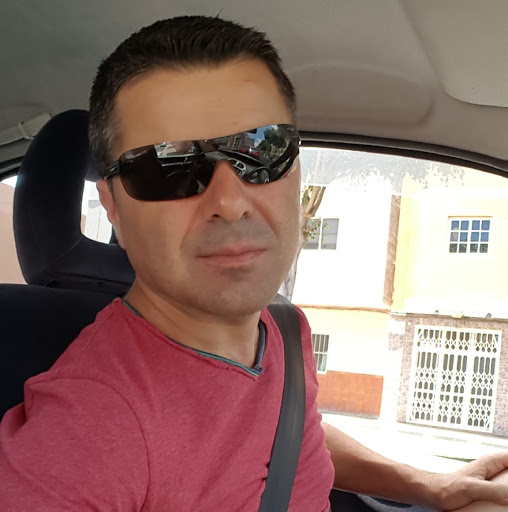Gerardo Vera Photo 13