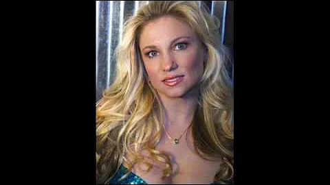 Lorrie Roberts Photo 17