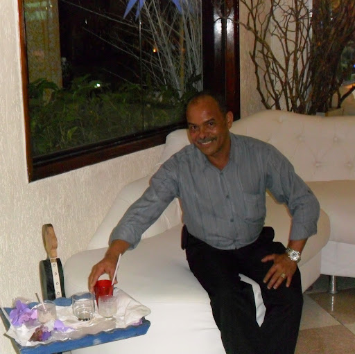 Jorge Roque Photo 15