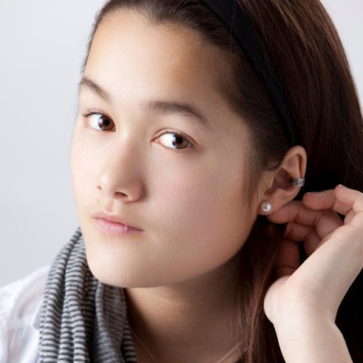 Elizabeth Chen Photo 19