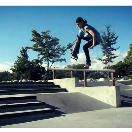 Shea Alexander Photo 11