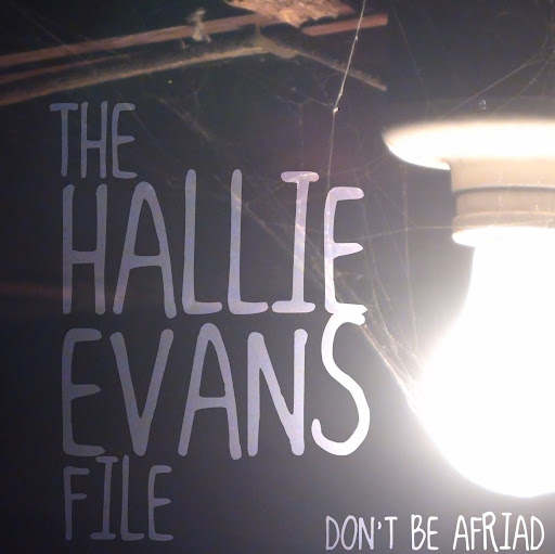 Hallie Evans Photo 12