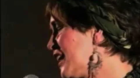 Robyn Francis Photo 23