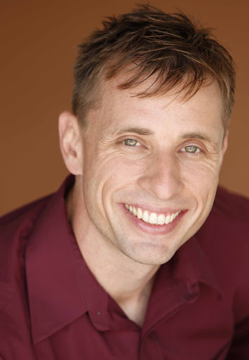Aric Carter Photo 2