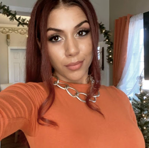 Sasha Guzman Photo 11