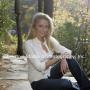 Lauren Sweeney Photo 26