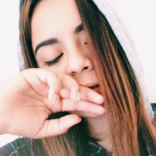 Gloria Cabrera Photo 15