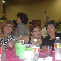 Luz Bustos Photo 7