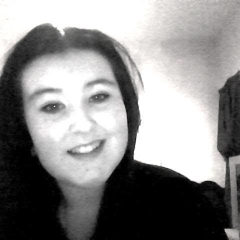 Leah Morton Photo 9