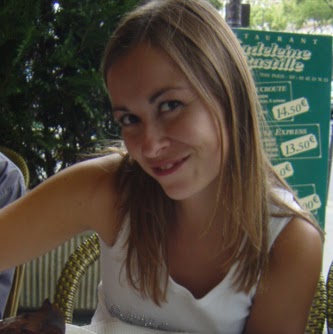 Louise Stafford Photo 10