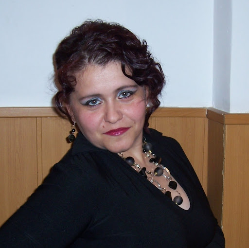 Gabriela Simon Photo 9