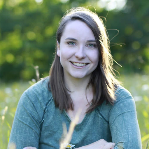 Stephanie Livengood Photo 6