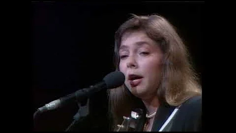 Rose Griffiths Photo 17