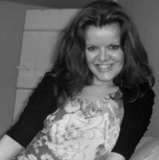 Paula Dale Photo 9