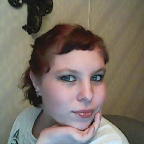Emily Harmon Photo 13