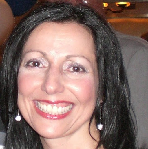 Terri Connolly Photo 10