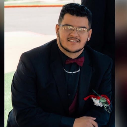 Aaron Juarez Photo 15