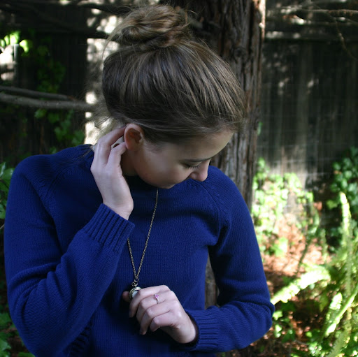 Hallie Smith Photo 10