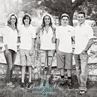 Kelly Henry Photo 10