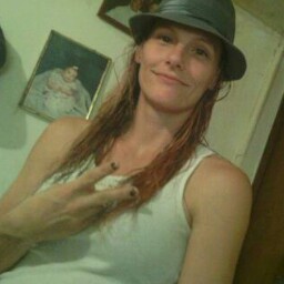 Jennifer Goins Photo 11
