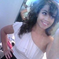 Lola Henderson Photo 5