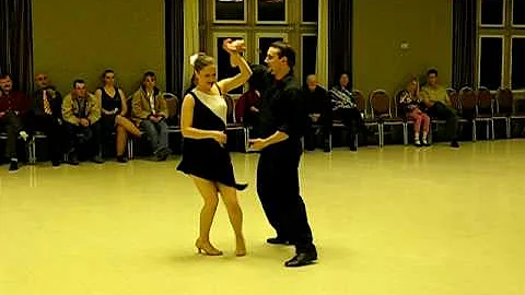 Rikki Thompson Photo 32