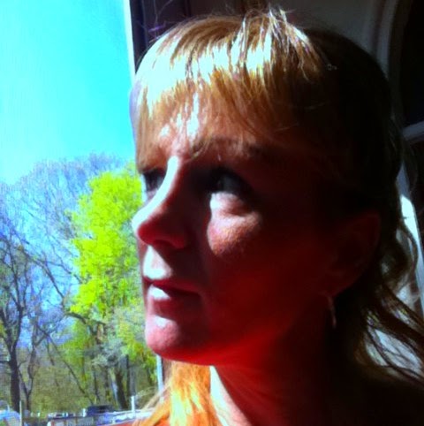 Johnna Davis Photo 16