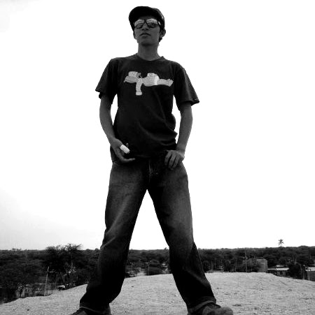 Ricky Leon Photo 5