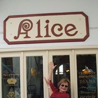 Alice Ritchie Photo 3