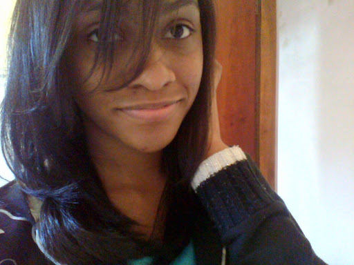 Caroline Silva Photo 15