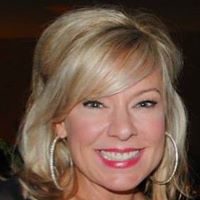 Laura Rogers Photo 11