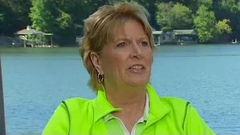 Vickie Gardner Photo 28