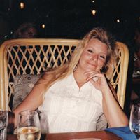 Julie Faith Photo 1