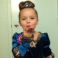 Angel Simpson Photo 5