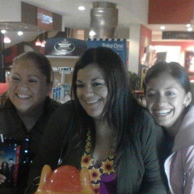 Lucy Rojas Photo 12