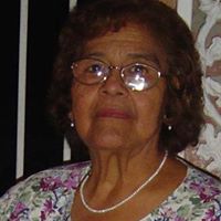 Debbie Saavedra Photo 4