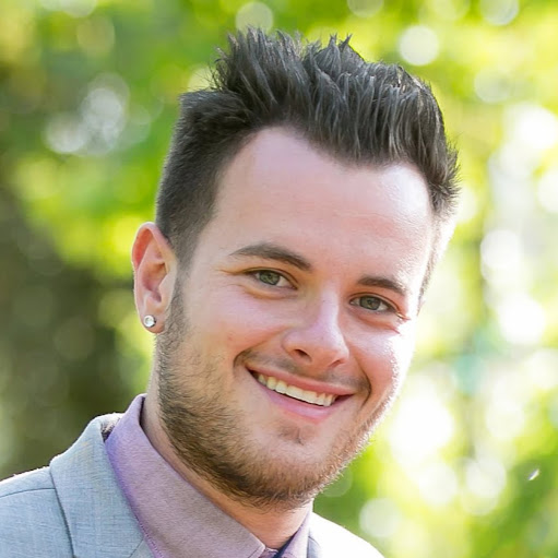 Brandon Lind Photo 9