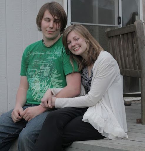 Katie Faris Photo 10